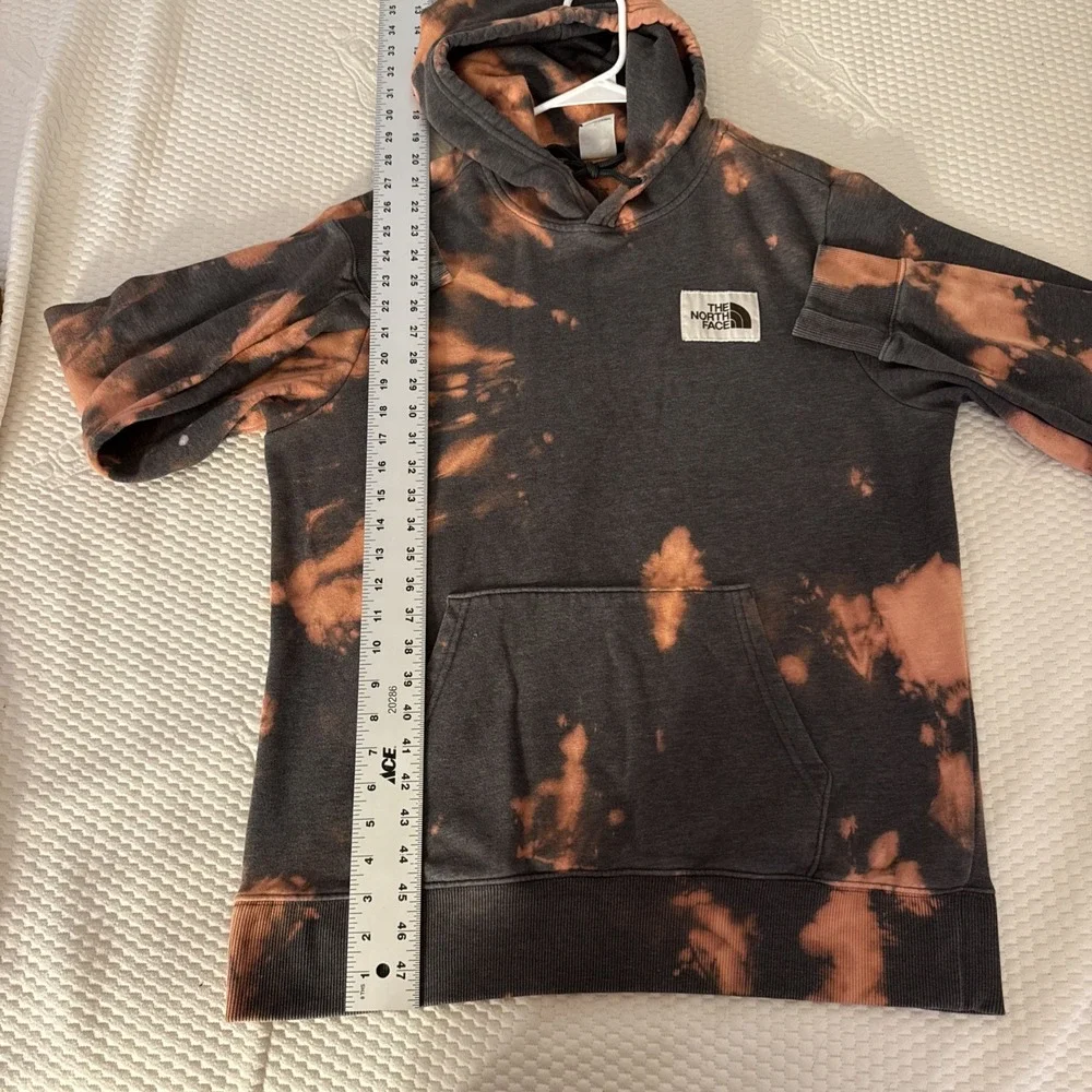 The North Face Gray Pullover Hoodie Mens L‎ Sweatshirt Activewear Y2K Tie Dye